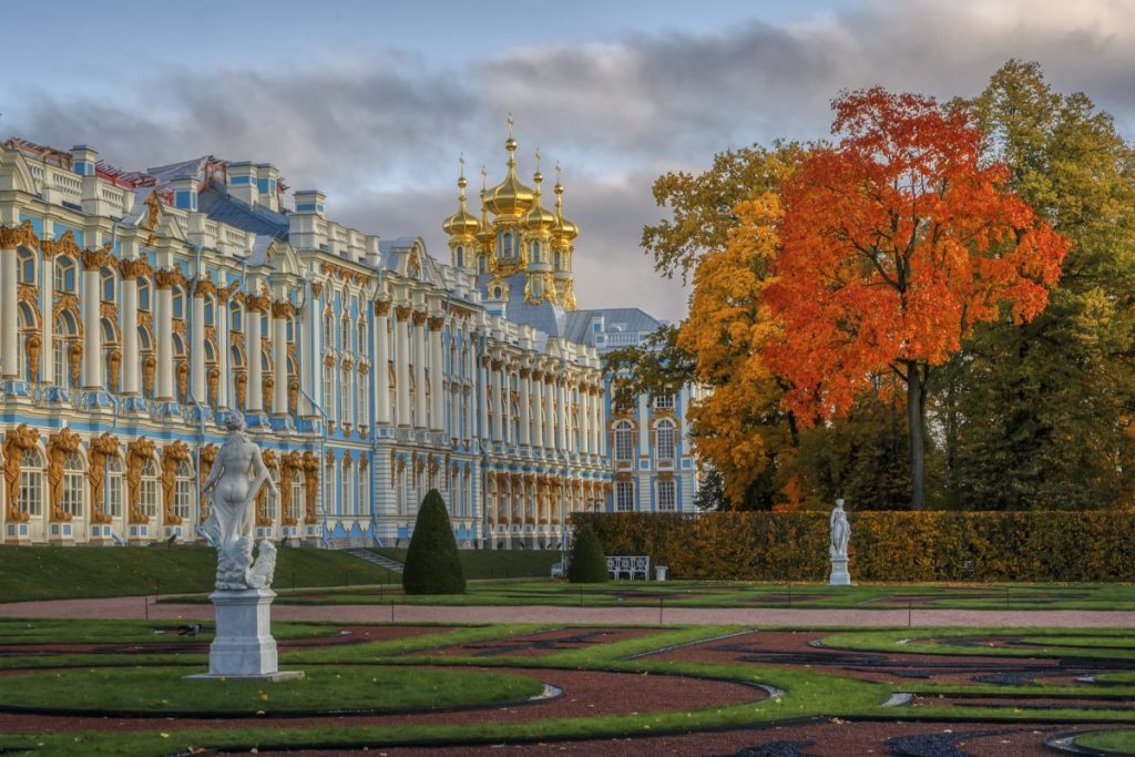 Екатерининский дворец москва фото