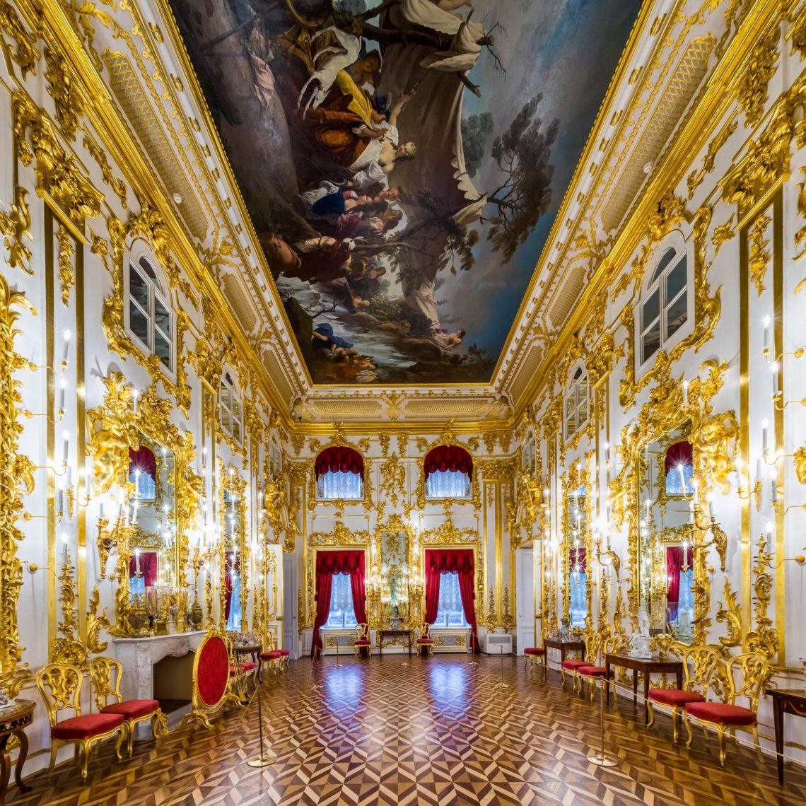 залы дворцов фото