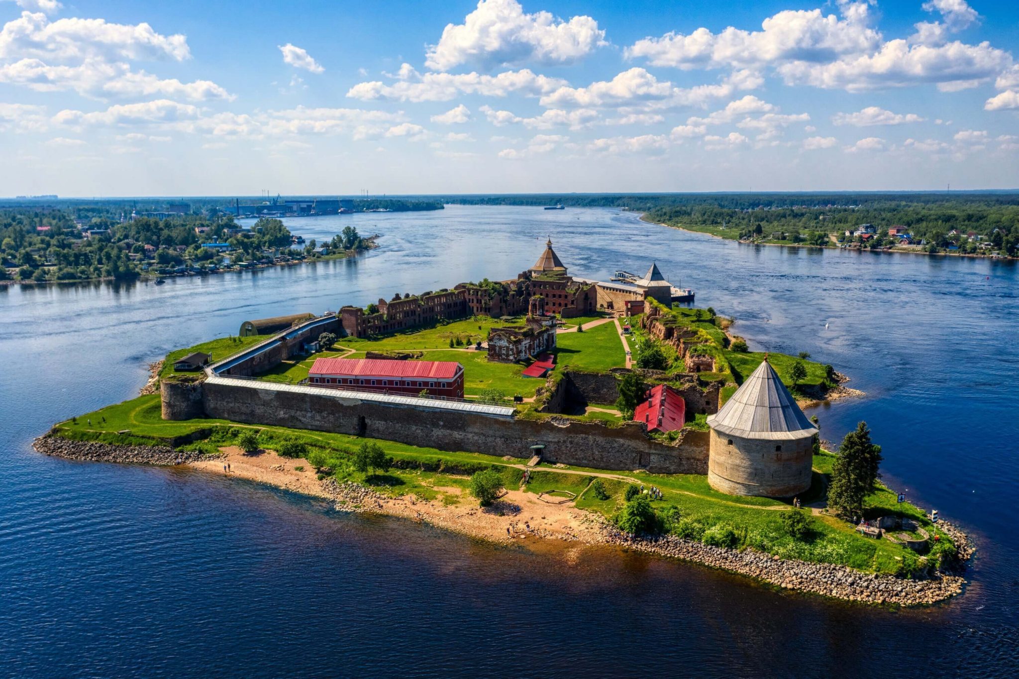 Экскурсия на Метеоре в крепость Орешек из Санкт-Петербурга: расписание,  цена билета и как купить в 2024 году