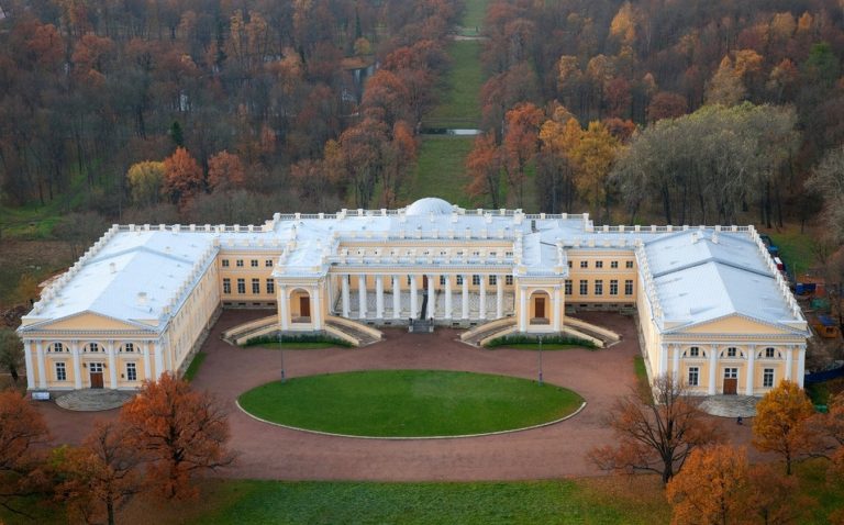 Дворец в царском селе фото