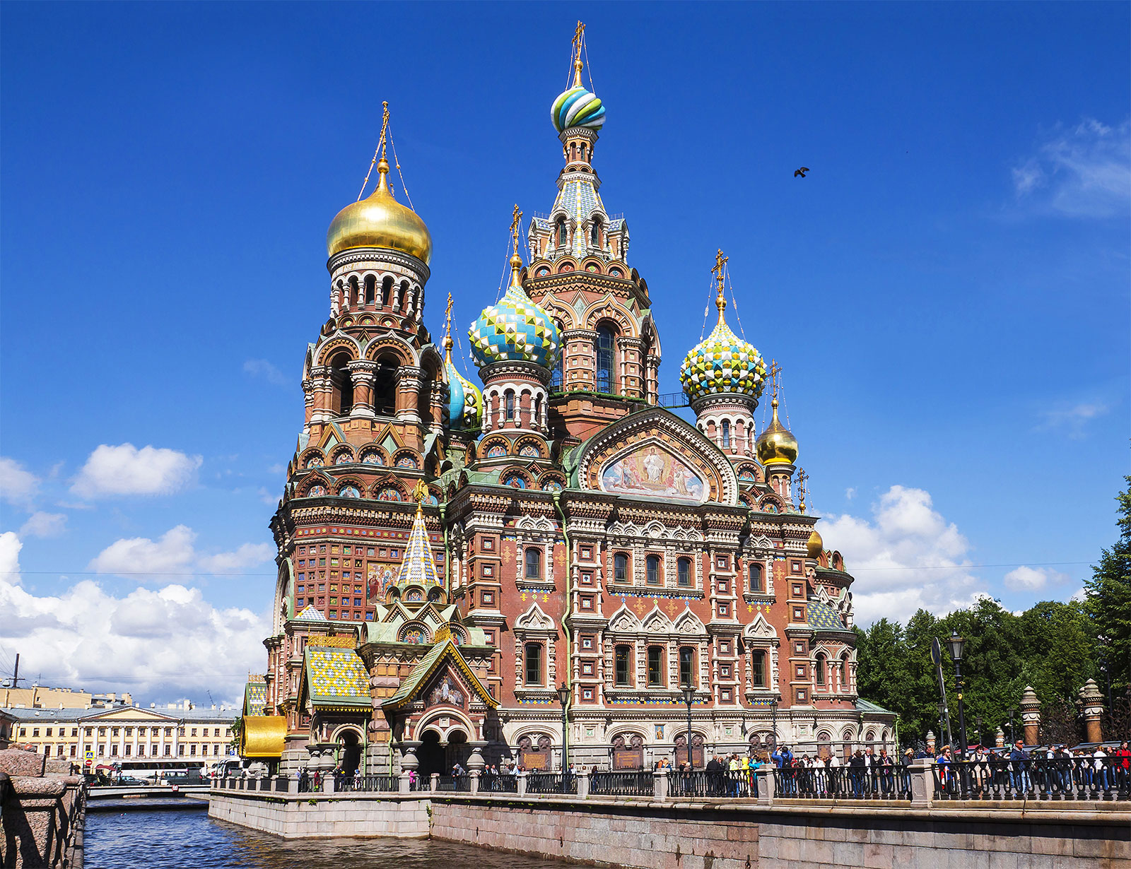 10 самых больших соборов и храмов России