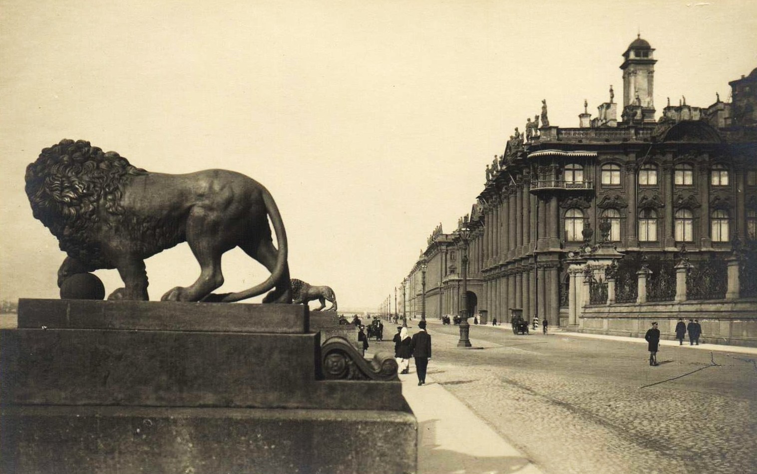 СПб. Дворцовая набережная, фотооткрытка, издательство Парикас по оригиналам Кристин 1911 - 13 гг.