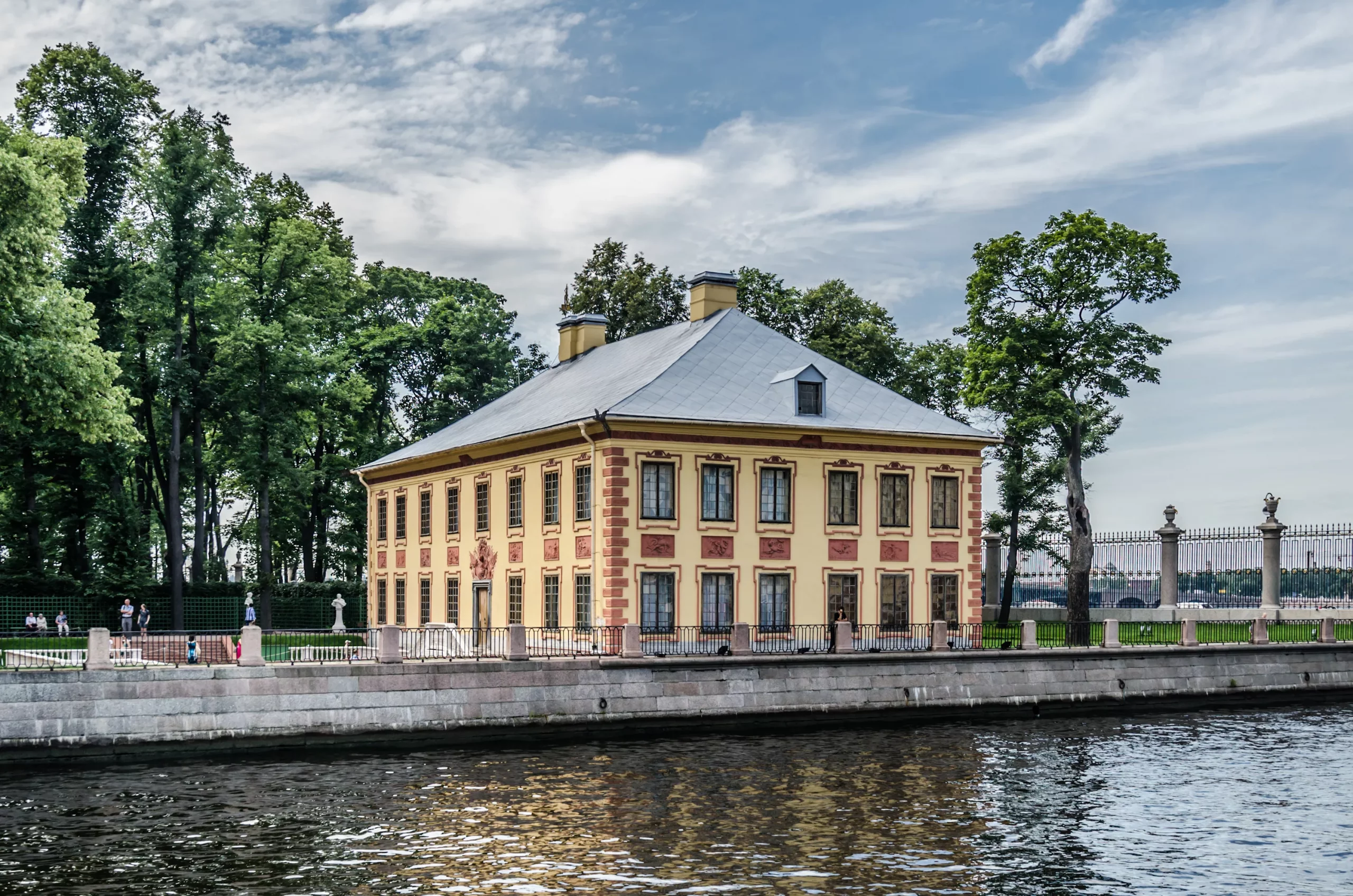 Летний дворец Петра I в Летнем саду