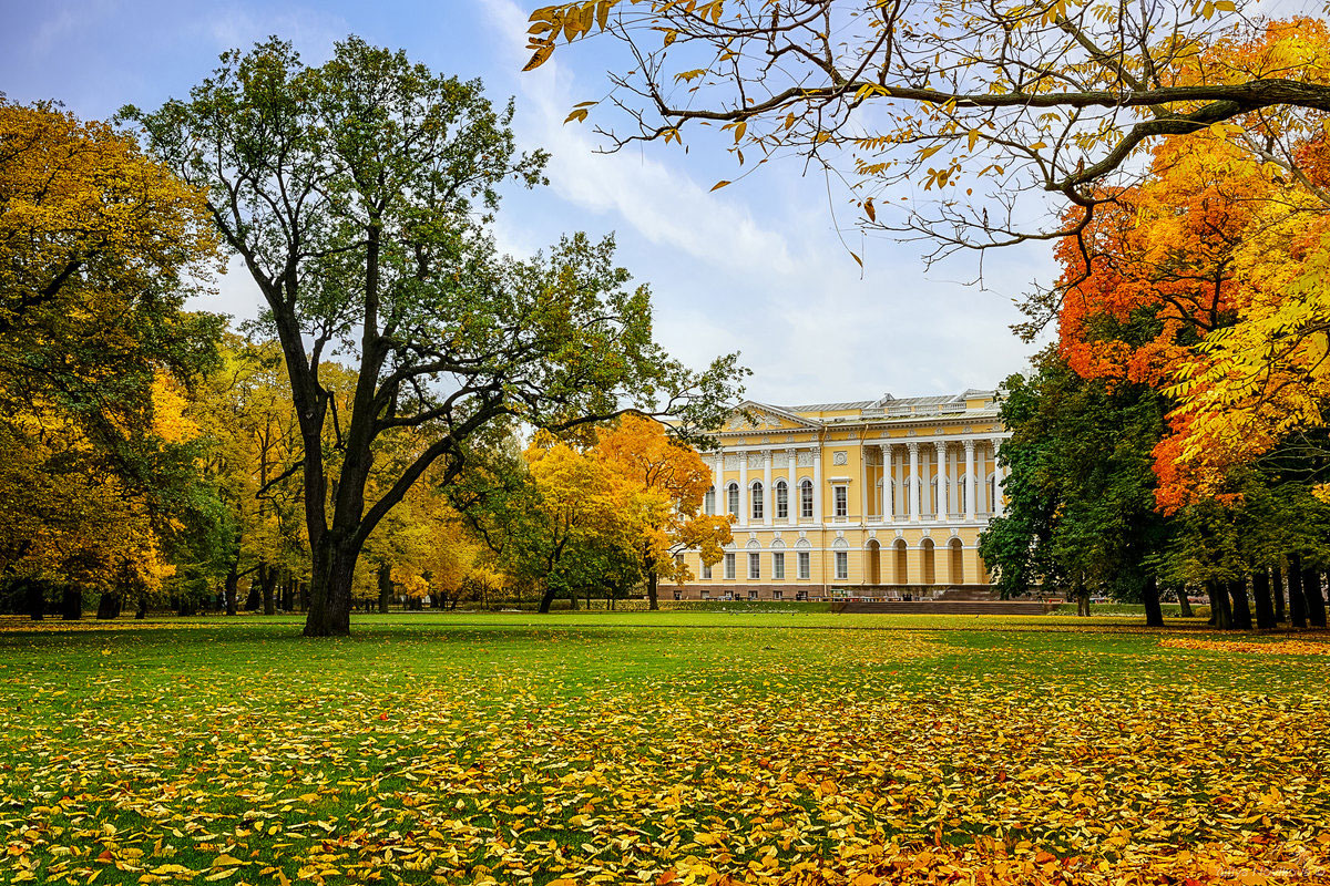 Михайловский сад в Санкт-Петербурге